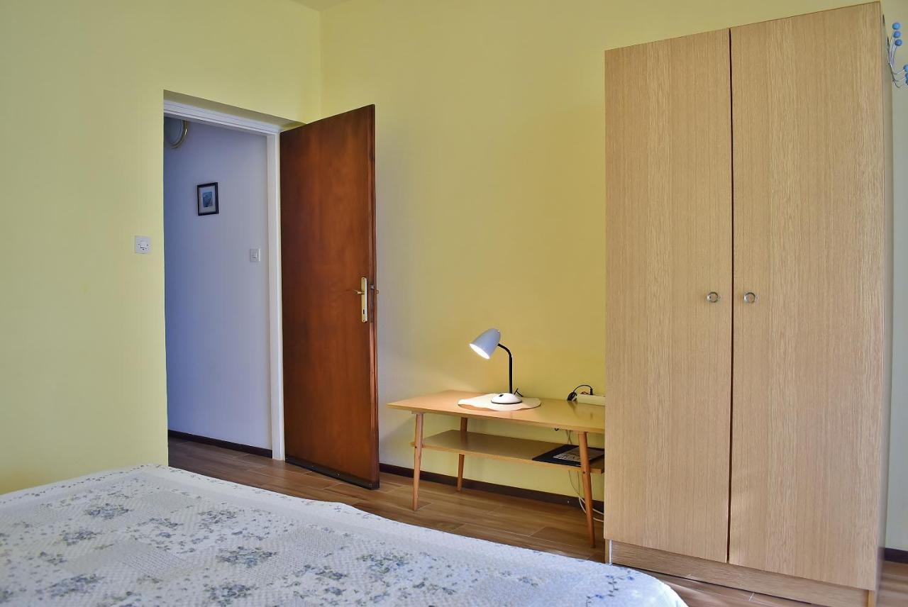 Apartments Zenko Rab Town Exterior foto