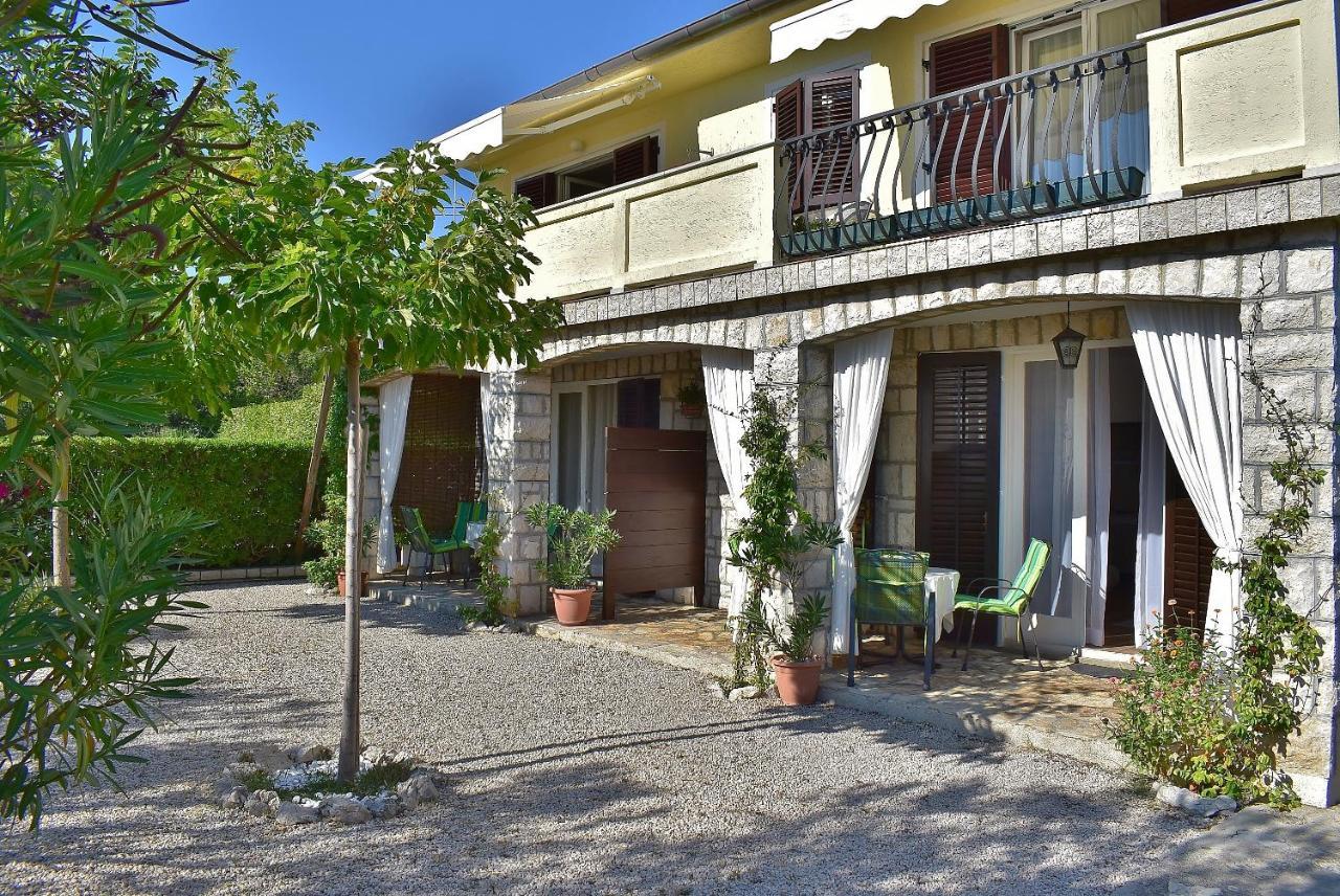 Apartments Zenko Rab Town Exterior foto