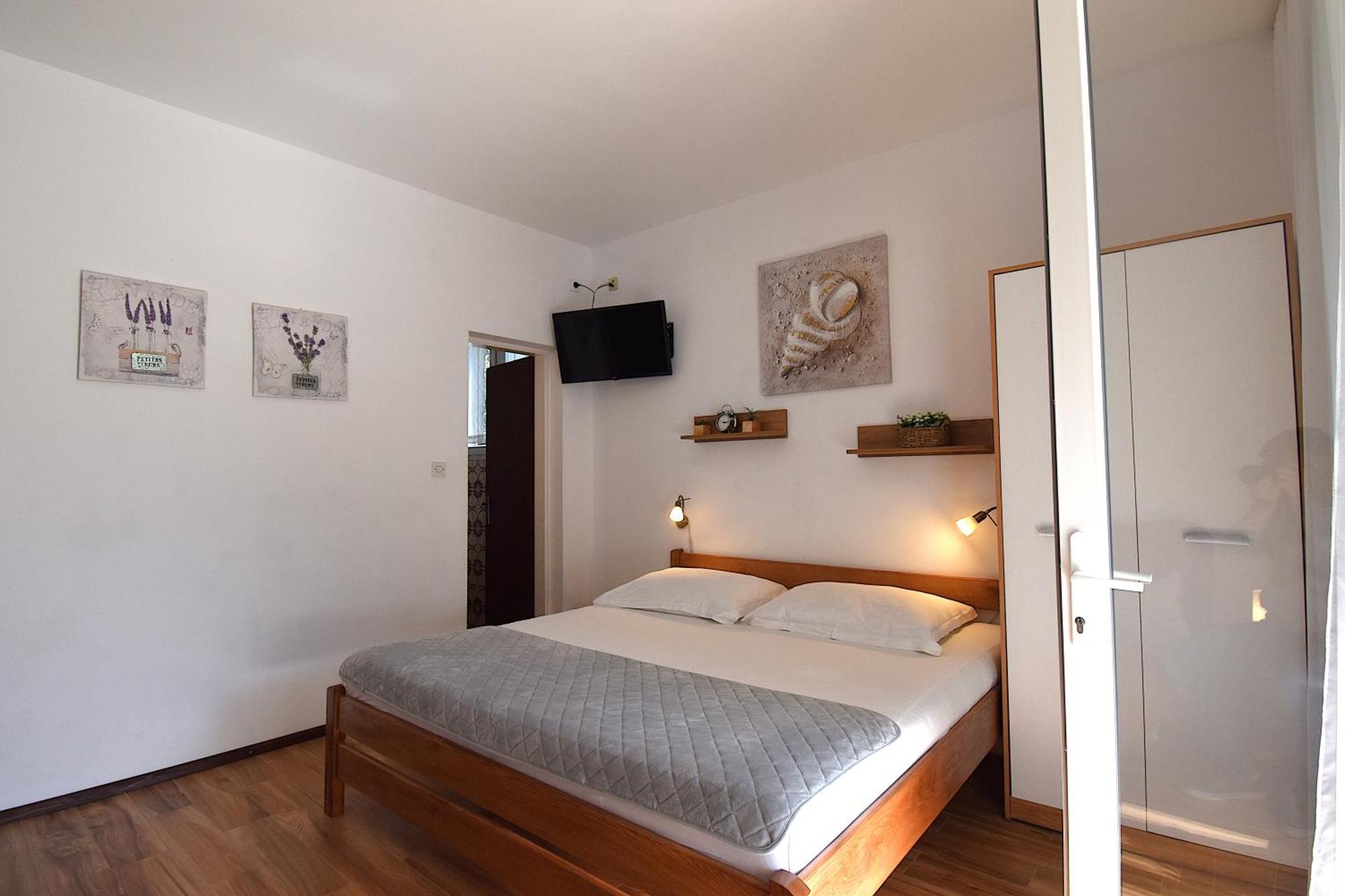 Apartments Zenko Rab Town Exterior foto