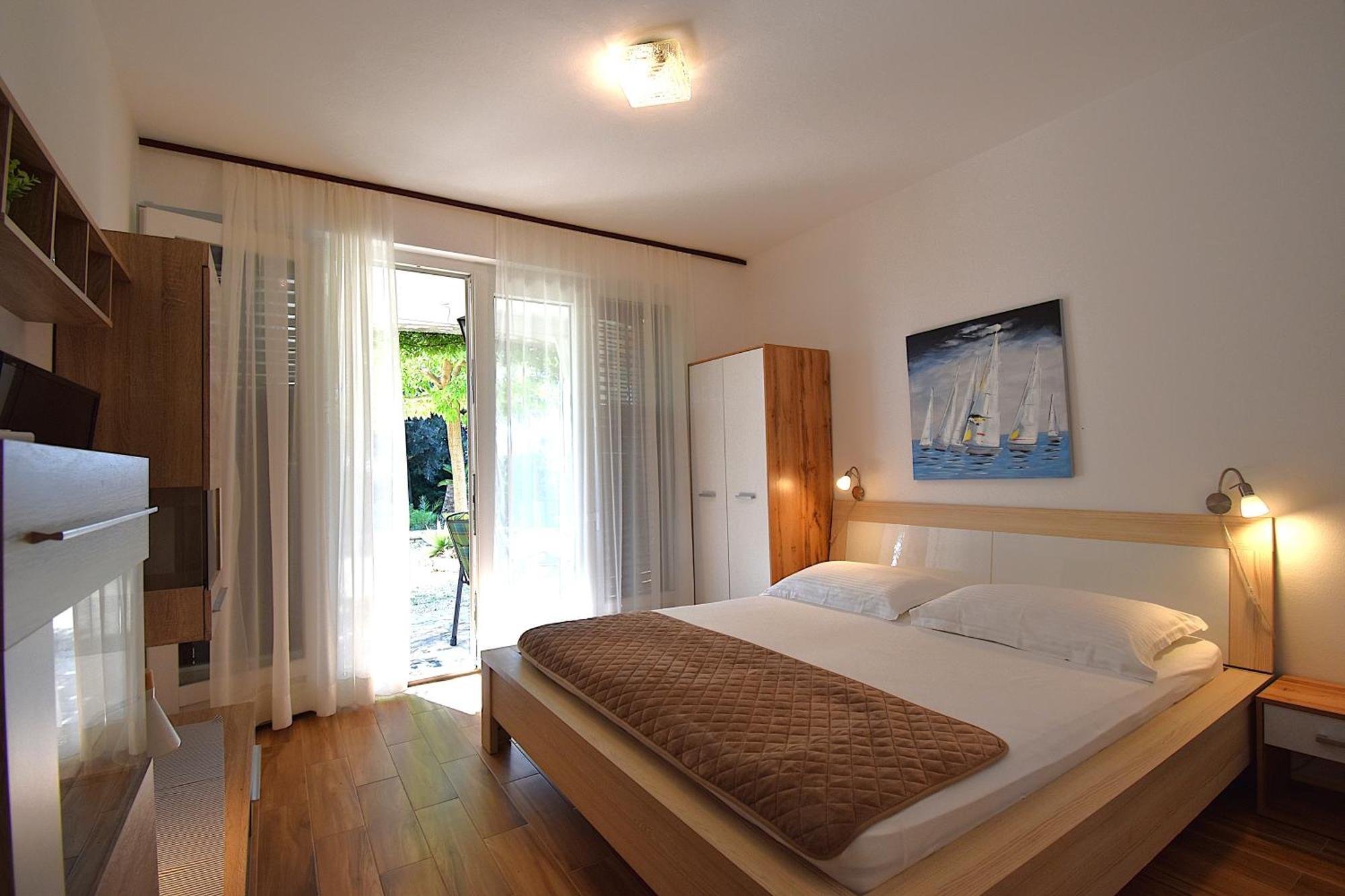 Apartments Zenko Rab Town Exterior foto